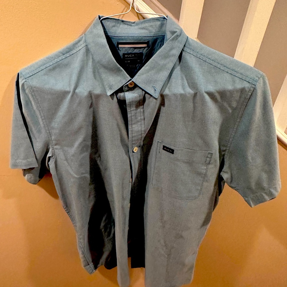 RVCA That’ll Do. Medium short sleeve